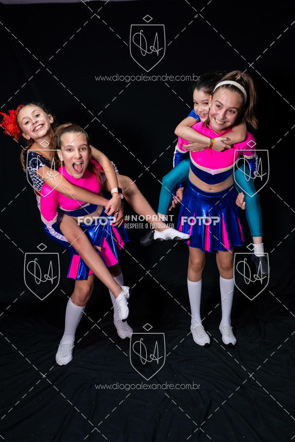 Buy your photos of the eventBelieve New York 2018 on Fotop