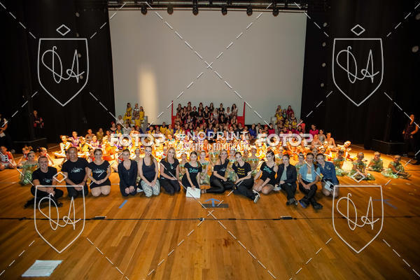 Buy your photos of the eventBelieve New York 2018 on Fotop