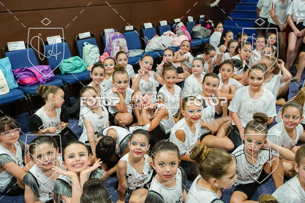 Buy your photos of the eventBelieve New York 2018 on Fotop