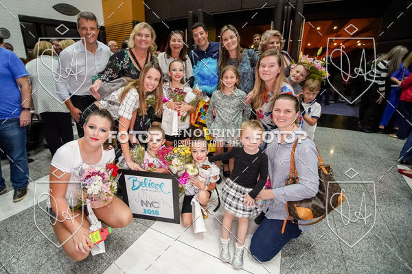 Buy your photos of the eventBelieve New York 2018 on Fotop