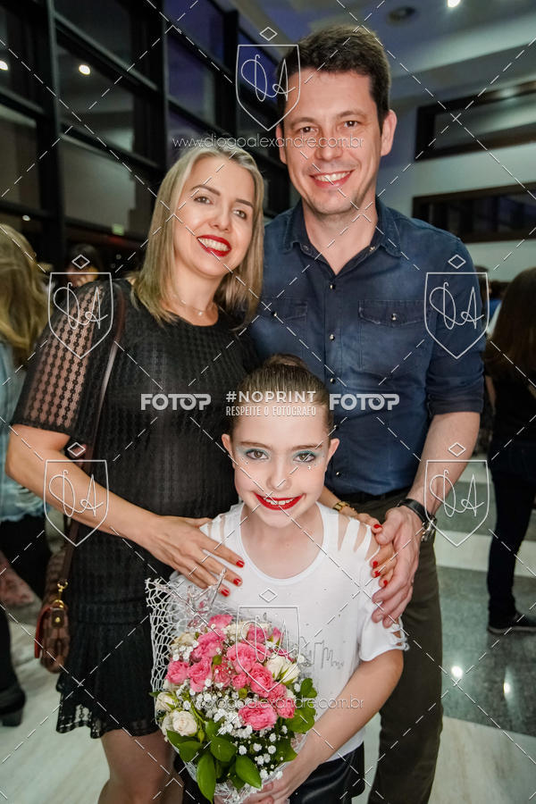 Buy your photos of the eventBelieve New York 2018 on Fotop