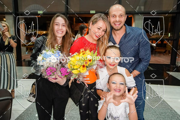 Buy your photos of the eventBelieve New York 2018 on Fotop