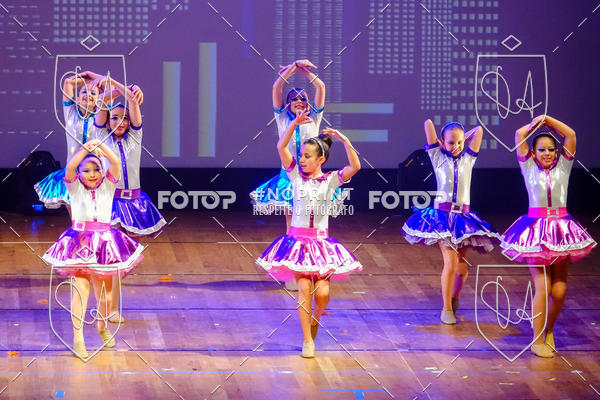 Buy your photos of the eventBelieve New York 2018 on Fotop