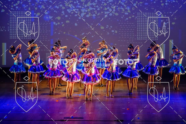 Buy your photos of the eventBelieve New York 2018 on Fotop