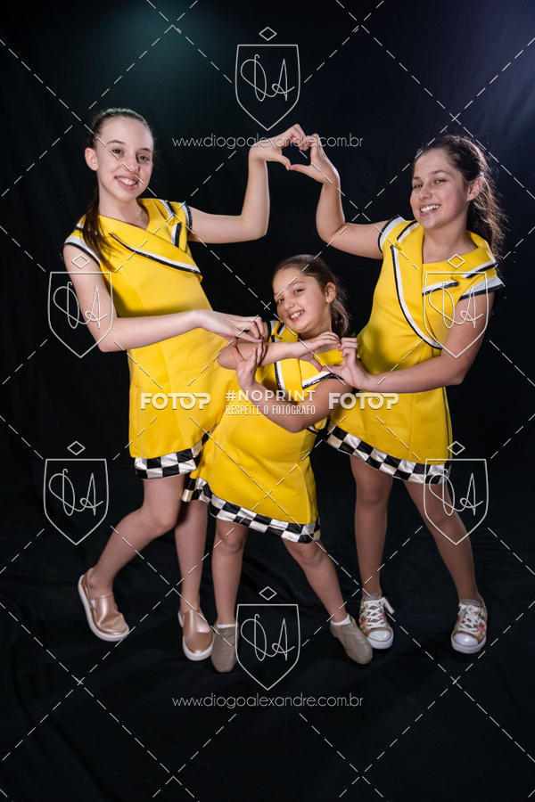 Buy your photos of the eventBelieve New York 2018 on Fotop