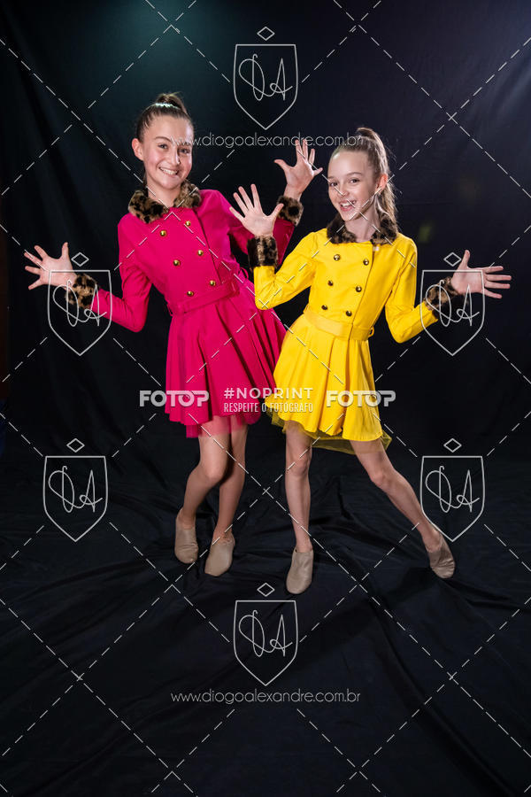 Buy your photos of the eventBelieve New York 2018 on Fotop