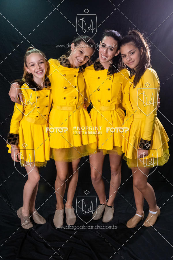 Buy your photos of the eventBelieve New York 2018 on Fotop