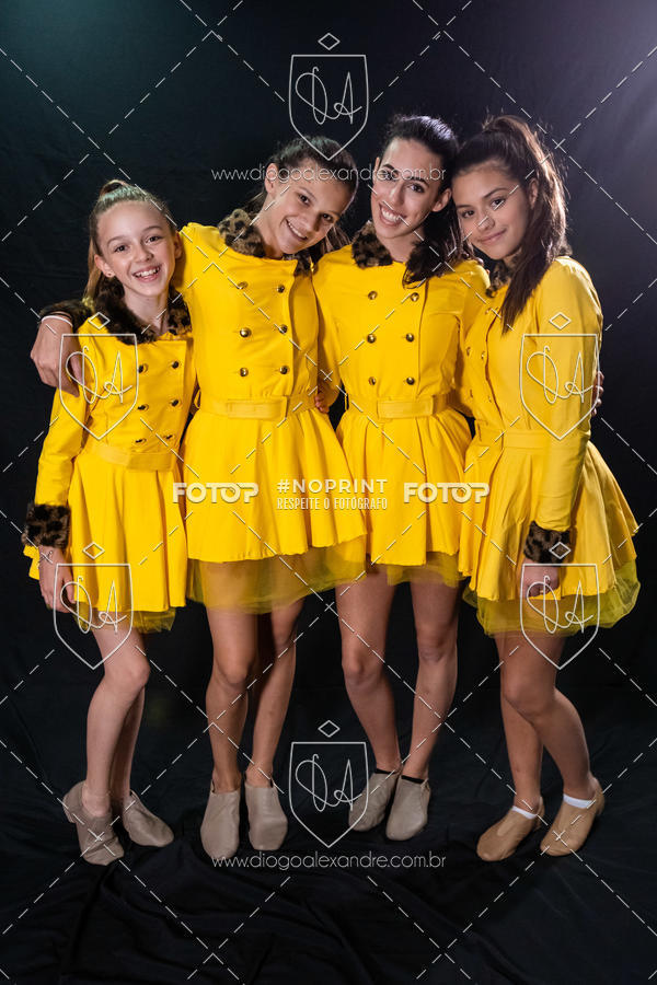 Buy your photos of the eventBelieve New York 2018 on Fotop