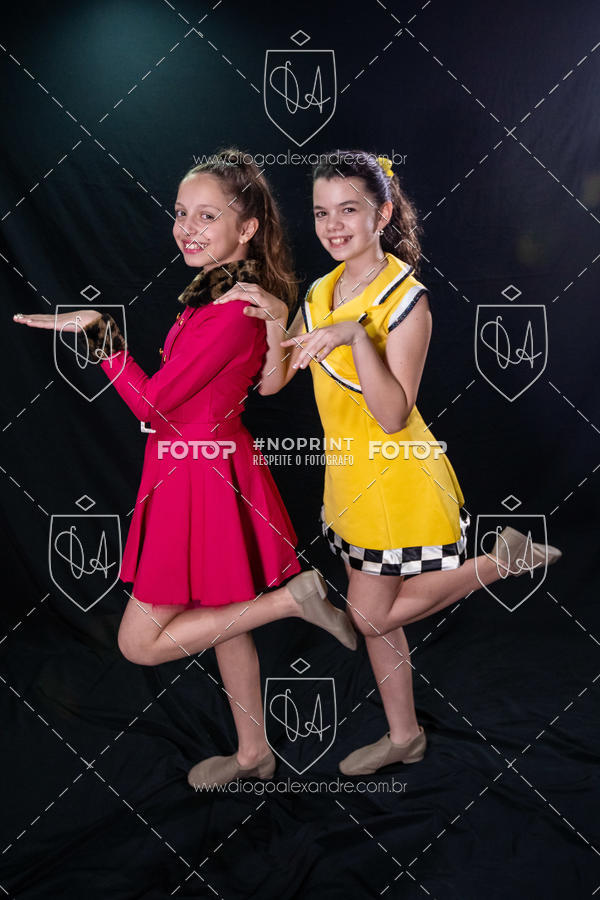 Buy your photos of the eventBelieve New York 2018 on Fotop