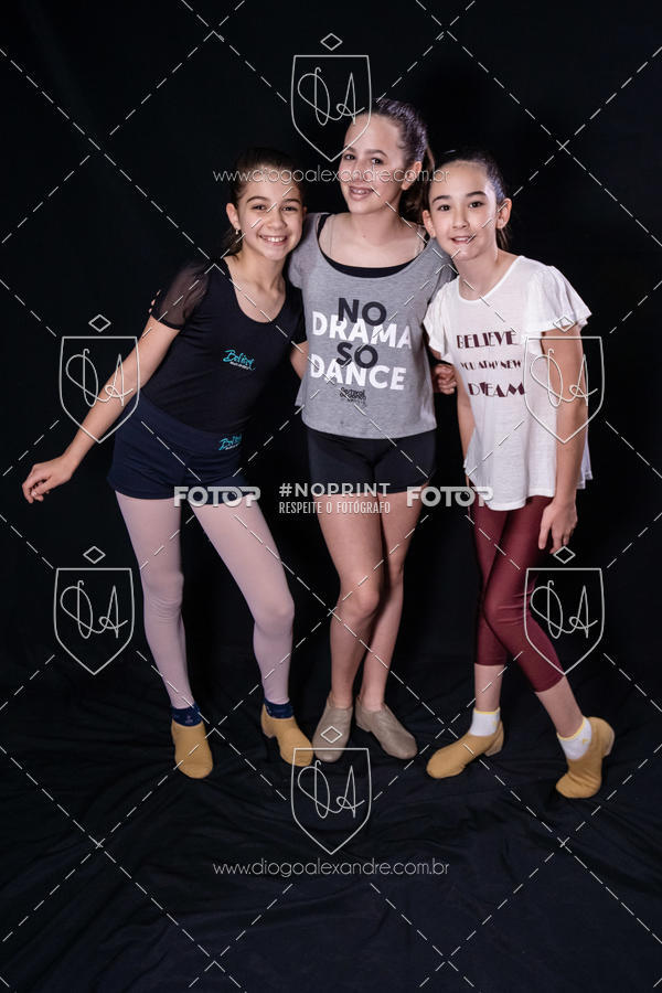 Buy your photos of the eventBelieve New York 2018 on Fotop