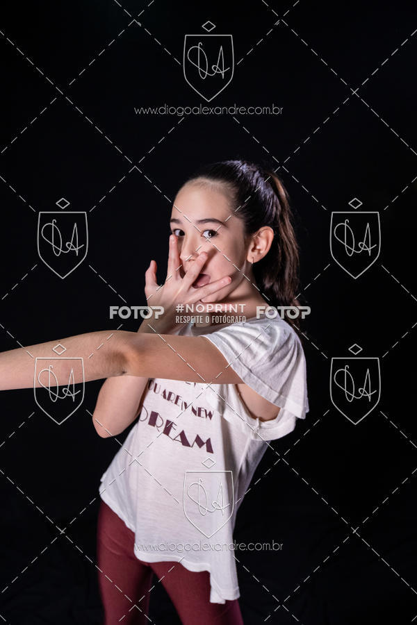 Buy your photos of the eventBelieve New York 2018 on Fotop