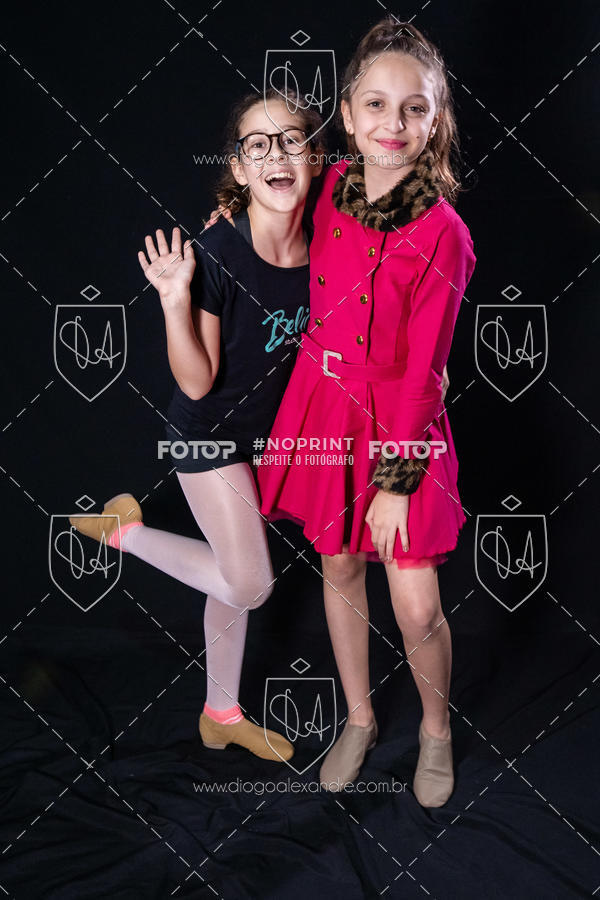 Buy your photos of the eventBelieve New York 2018 on Fotop