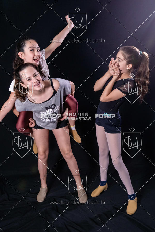 Buy your photos of the eventBelieve New York 2018 on Fotop