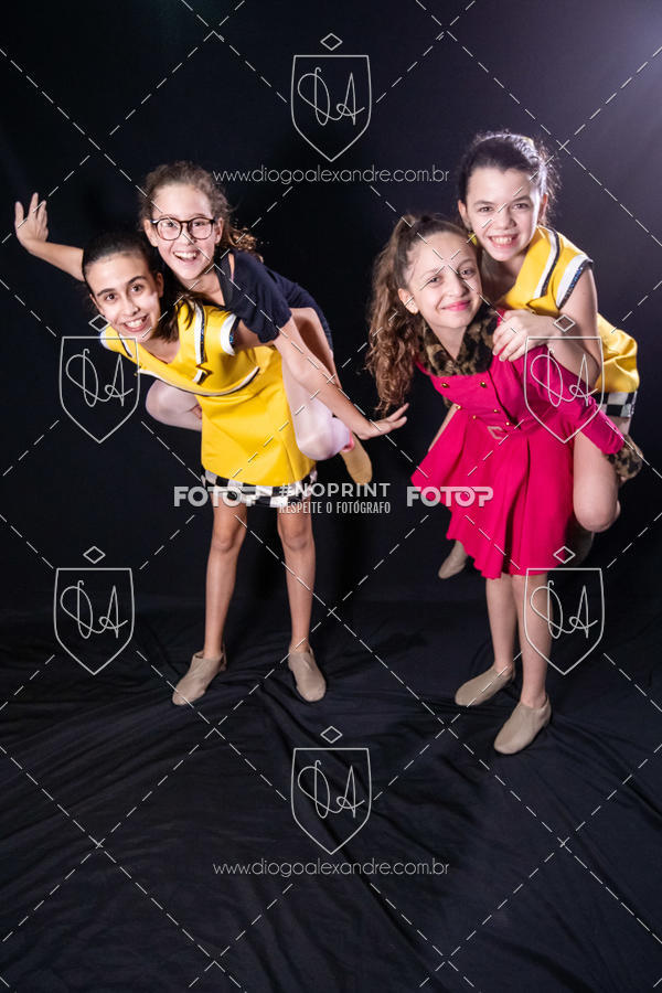 Buy your photos of the eventBelieve New York 2018 on Fotop