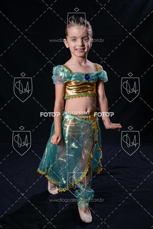 Buy your photos of the eventBelieve New York 2018 on Fotop