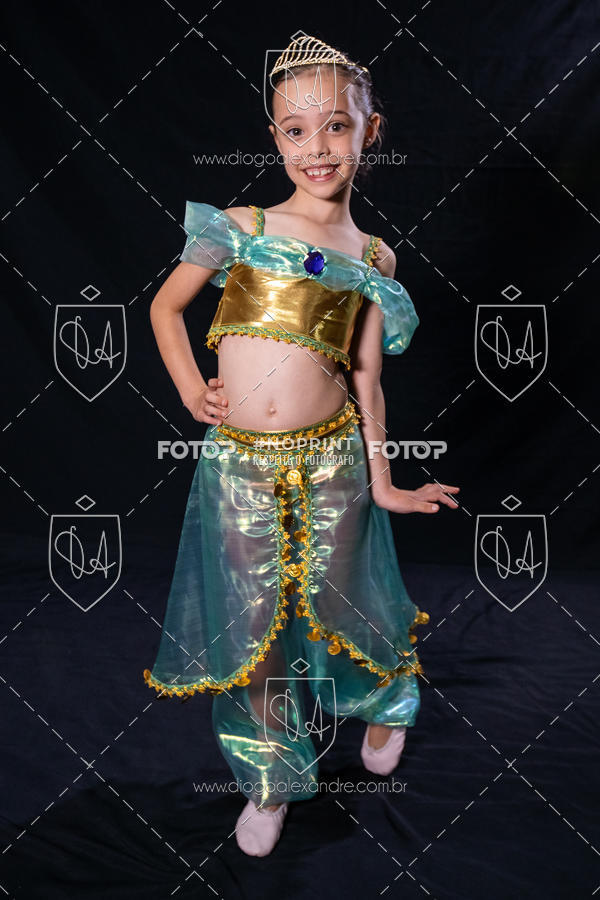 Buy your photos of the eventBelieve New York 2018 on Fotop