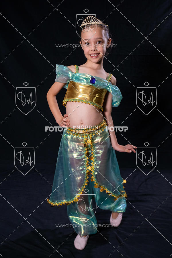 Buy your photos of the eventBelieve New York 2018 on Fotop