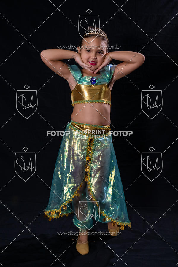 Buy your photos of the eventBelieve New York 2018 on Fotop