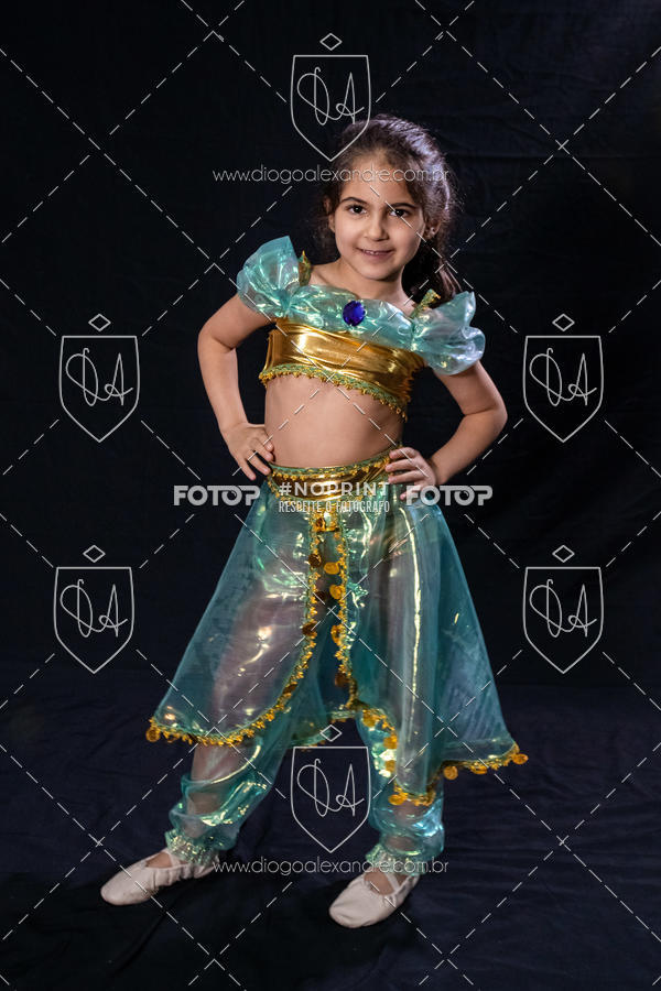 Buy your photos of the eventBelieve New York 2018 on Fotop