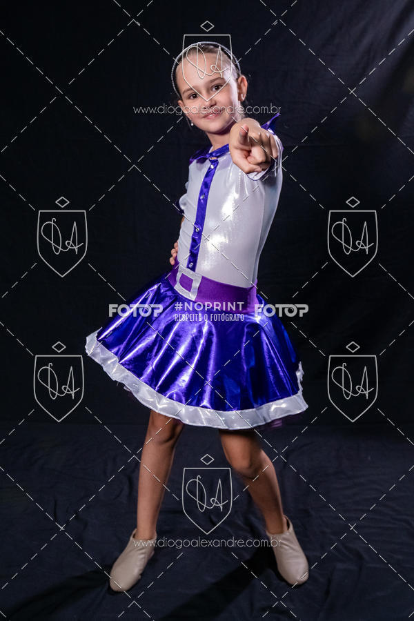 Buy your photos of the eventBelieve New York 2018 on Fotop