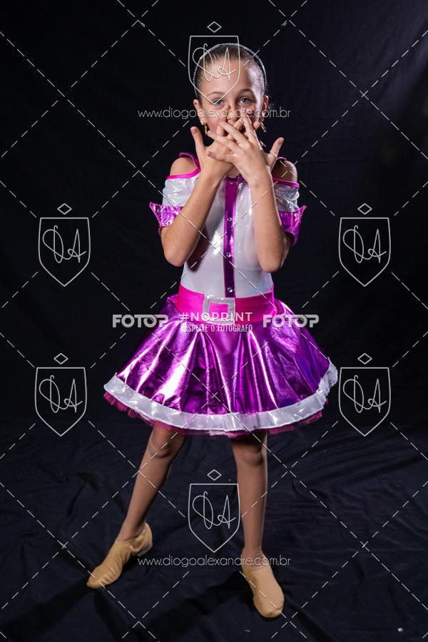 Buy your photos of the eventBelieve New York 2018 on Fotop