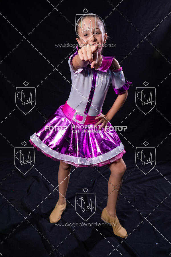 Buy your photos of the eventBelieve New York 2018 on Fotop