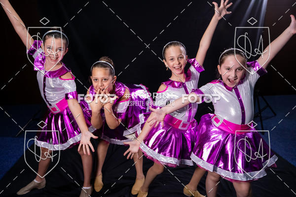 Buy your photos of the eventBelieve New York 2018 on Fotop