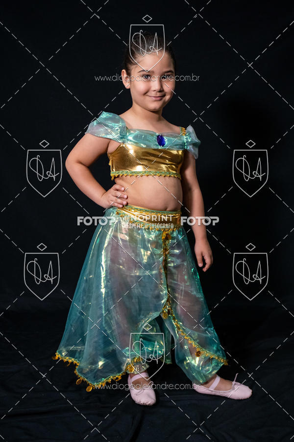 Buy your photos of the eventBelieve New York 2018 on Fotop