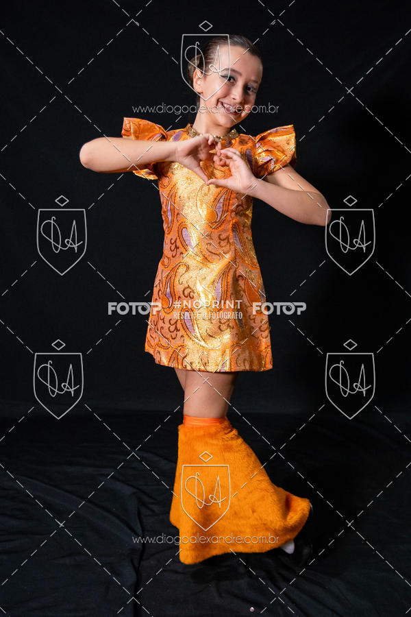 Buy your photos of the eventBelieve New York 2018 on Fotop