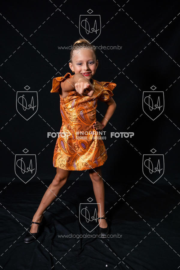 Buy your photos of the eventBelieve New York 2018 on Fotop