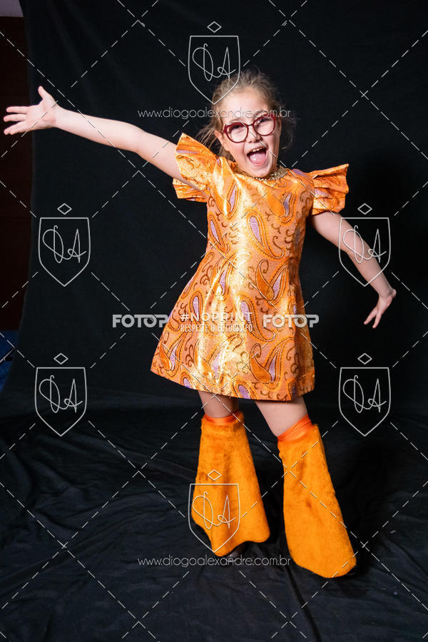 Buy your photos of the eventBelieve New York 2018 on Fotop