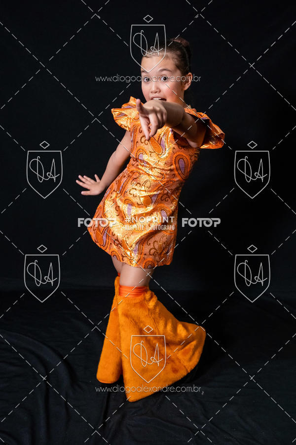 Buy your photos of the eventBelieve New York 2018 on Fotop