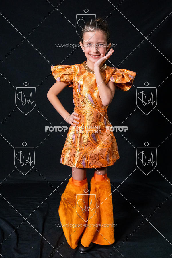 Buy your photos of the eventBelieve New York 2018 on Fotop