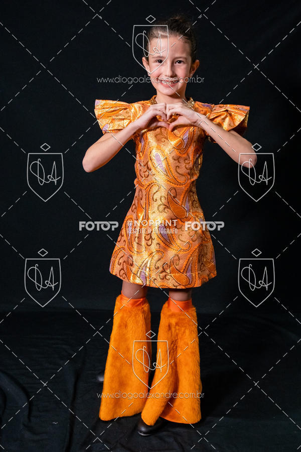 Buy your photos of the eventBelieve New York 2018 on Fotop