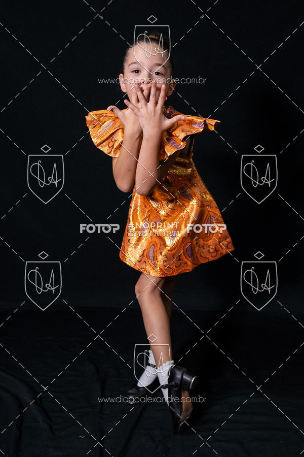 Buy your photos of the eventBelieve New York 2018 on Fotop