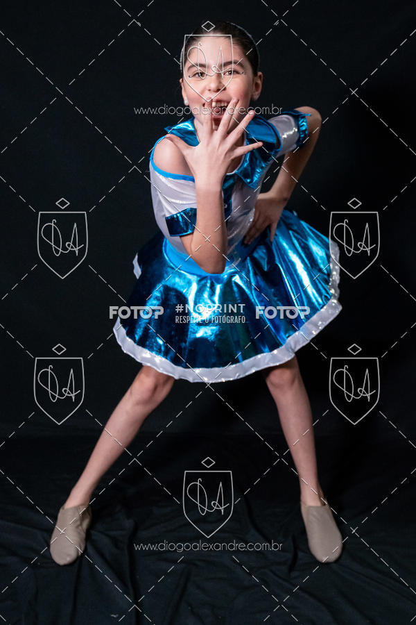 Buy your photos of the eventBelieve New York 2018 on Fotop