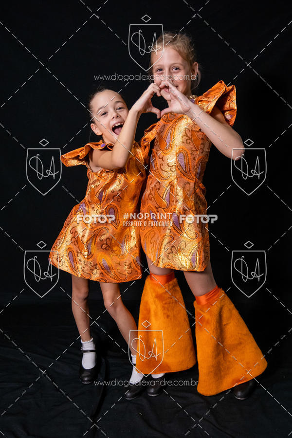 Buy your photos of the eventBelieve New York 2018 on Fotop