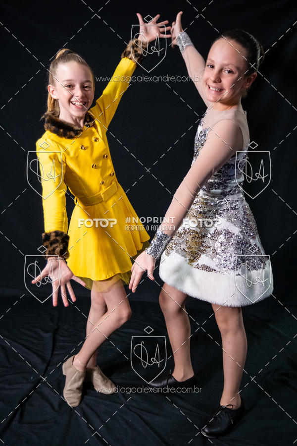 Buy your photos of the eventBelieve New York 2018 on Fotop