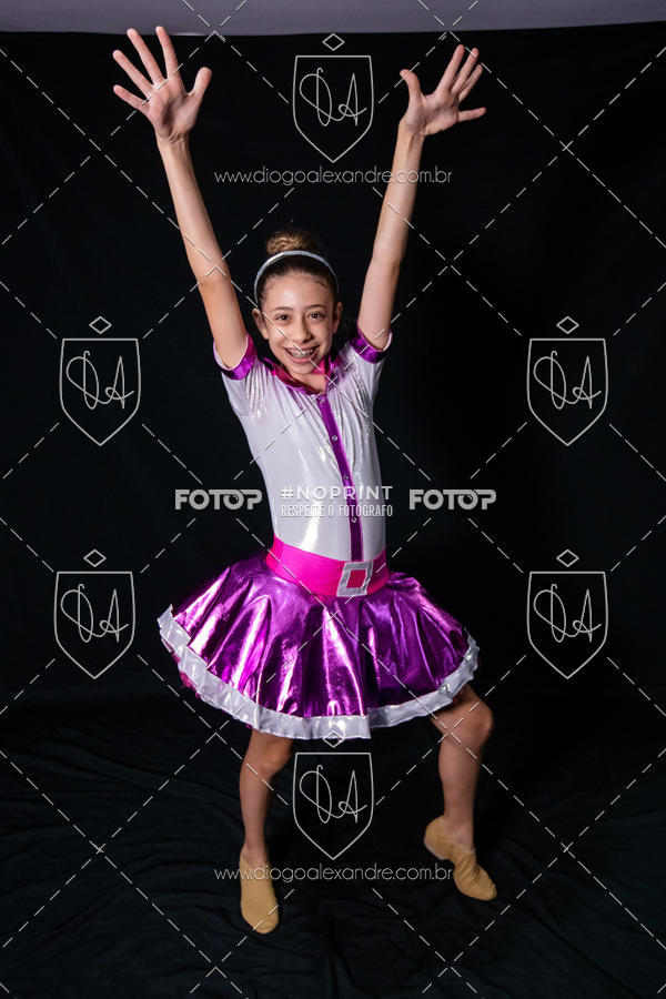 Buy your photos of the eventBelieve New York 2018 on Fotop