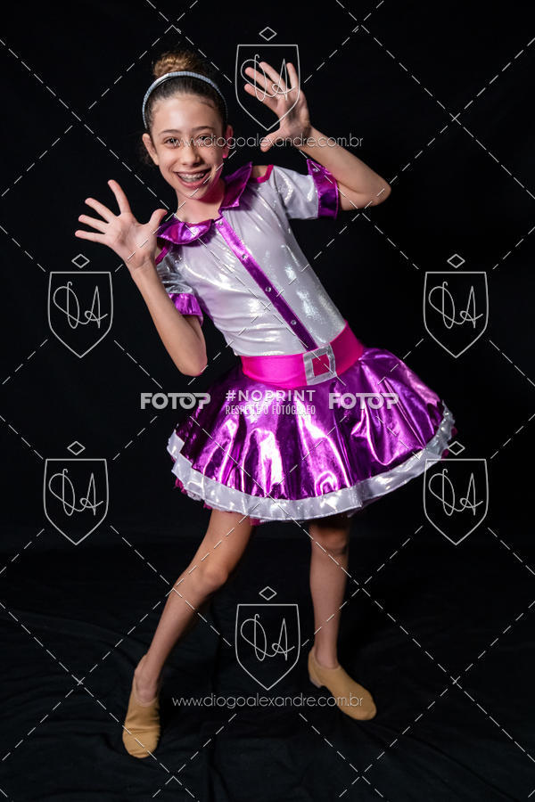 Buy your photos of the eventBelieve New York 2018 on Fotop