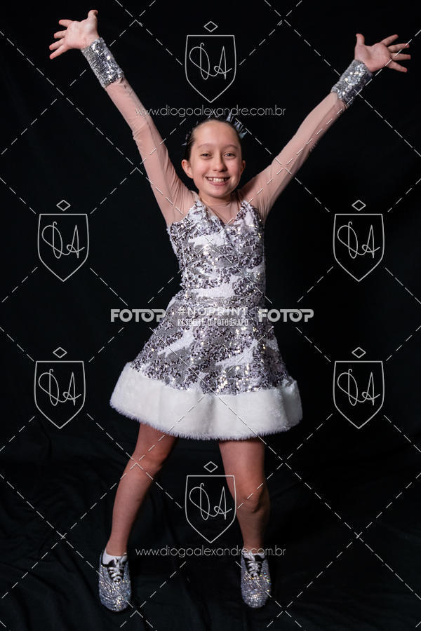 Buy your photos of the eventBelieve New York 2018 on Fotop