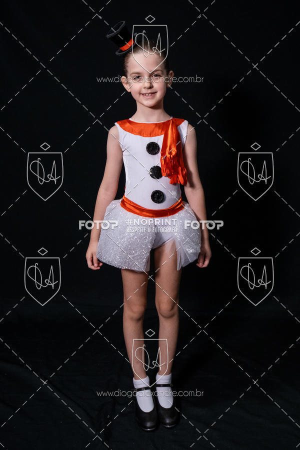 Buy your photos of the eventBelieve New York 2018 on Fotop