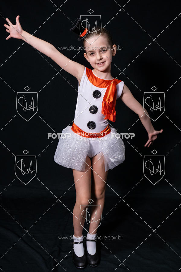 Buy your photos of the eventBelieve New York 2018 on Fotop