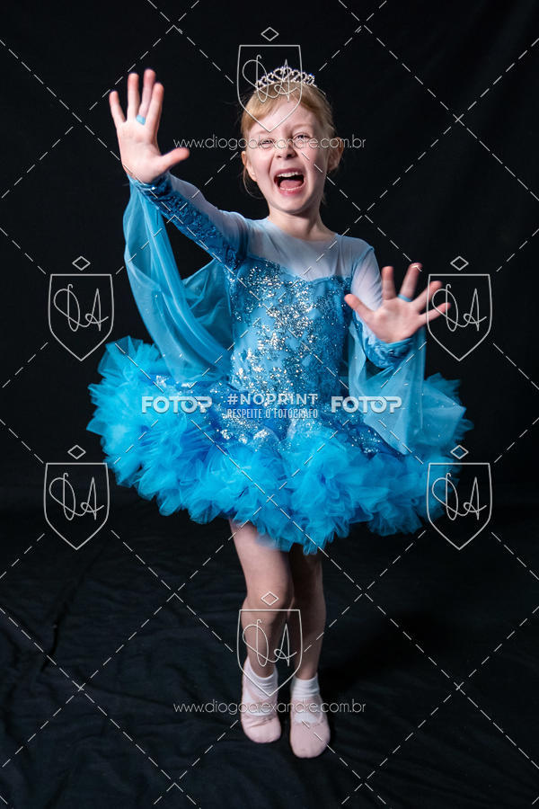 Buy your photos of the eventBelieve New York 2018 on Fotop