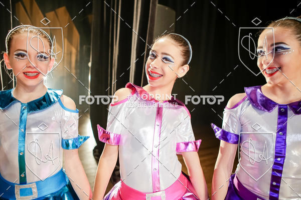 Buy your photos of the eventBelieve New York 2018 on Fotop