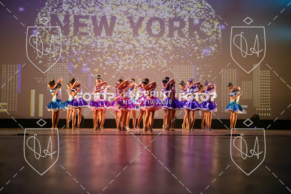 Buy your photos of the eventBelieve New York 2018 on Fotop