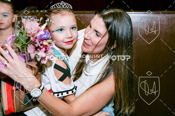 Buy your photos of the eventBelieve New York 2018 on Fotop