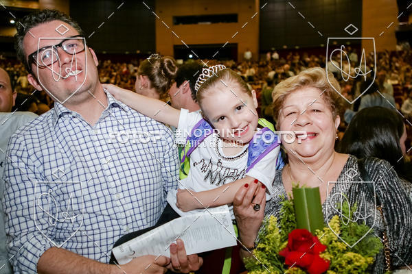 Buy your photos of the eventBelieve New York 2018 on Fotop