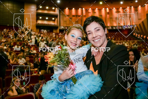 Buy your photos of the eventBelieve New York 2018 on Fotop