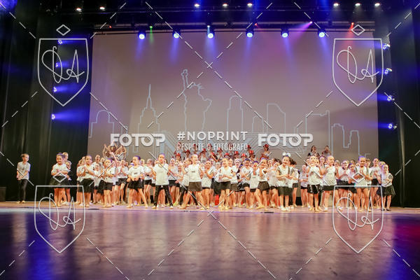 Buy your photos of the eventBelieve New York 2018 on Fotop